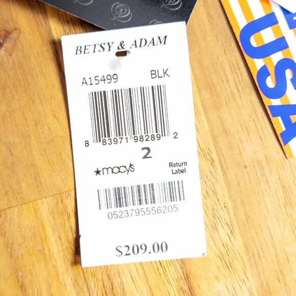 NEW Betsy & Adam Women’s Ball Gown Sz 2 Velvet Dark Romantic Elegant Eveningwear - Picture 9 of 10